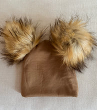 Load image into Gallery viewer, Brown Peach Pom