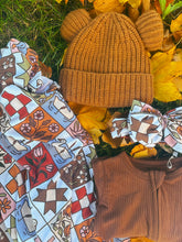 Load image into Gallery viewer, Quilted Meadow Headwrap