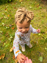 Load image into Gallery viewer, Little explorer - Zippered Romper &amp; two piece set